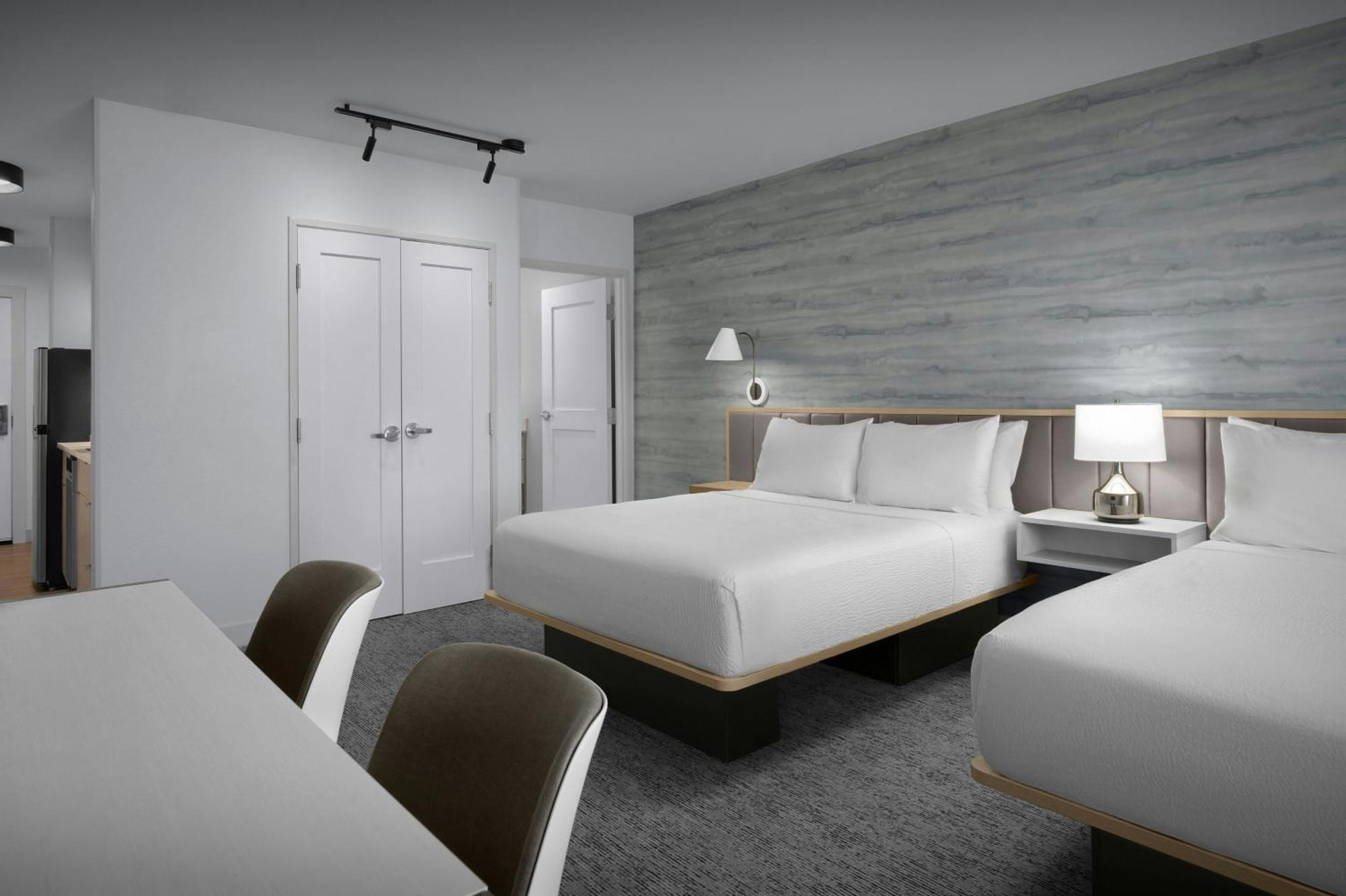 Towneplace Suites By Marriott Fort Myers Gulf Coast ภายนอก รูปภาพ